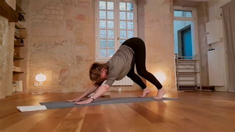 Vinyasa régénérant et fluide Céline Pannier 